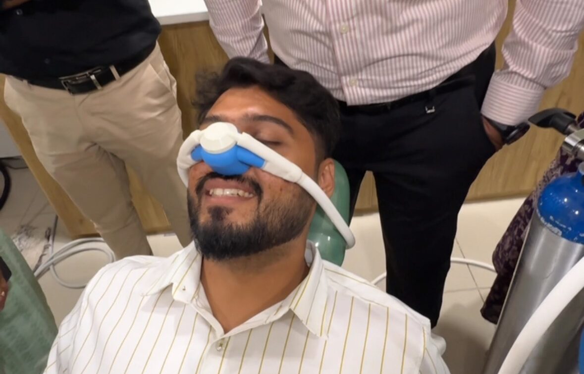 Live demonstration with nitrous sedation, Practice Pedodontics day 3
